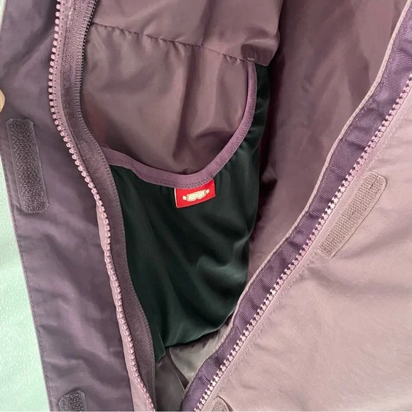 L.L. Bean Women’s Jacket (Shell) Size Small Zip Close. Purple Lightweight. - Picture 8 of 12
